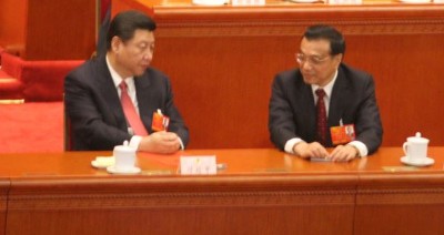 Xi Jinping, left, and Li Keqiang.